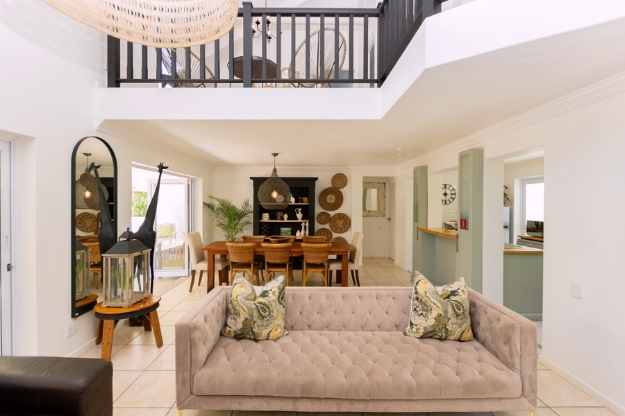 4 Bedroom Property for Sale in Riebeek Kasteel Western Cape